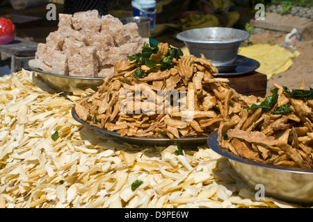 Asia, India, Tamil Nadu, Mahabalipuram, banana chips on the market Stock Photo