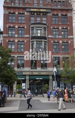 Barnes & Noble Booksellers on 17th St. at Union Square in Manhattan, NYC. Stock Photo