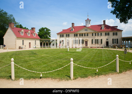 George Washington estate mansion at Mt Vernon, Virginia, USA Stock Photo