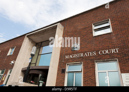 Exterior of Portsmouth Magistrates Court Stock Photo Alamy