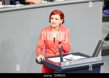 Berlin, Germany. 25th  June, 2013. The Bundestag is holding a special session on 'Helping the victims of the flood misery'. German Chancellor Angela Merkel is giving a government statement on the aids for the vitims of the flood misery providing immediate help and reconstruction. Picture: Katja Kipping, Linke Party leader, speaks at the Special session of the Bundestag on 'Helping the flood victims' in berlin. Credit:  Reynaldo Chaib Paganelli/Alamy Live News Stock Photo