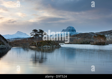 Loch Druim Suardalain with Mts Canisp & Suilven dusted in snow, Sutherland, Scotland, UK Stock Photo