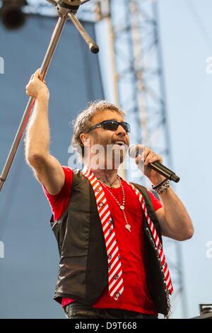 June 25, 2013 - Del Mar, California, USA - Vocalist/pianist PAUL ROGERS performs with BAD COMPANY at the San Diego County Fair's Grandstand Stage. (Credit Image: © Daniel Knighton/ZUMAPRESS.com) Stock Photo