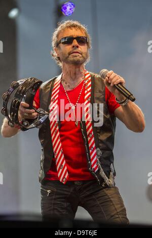 June 25, 2013 - Del Mar, California, USA - Vocalist/pianist PAUL ROGERS performs with BAD COMPANY at the San Diego County Fair's Grandstand Stage. (Credit Image: © Daniel Knighton/ZUMAPRESS.com) Stock Photo