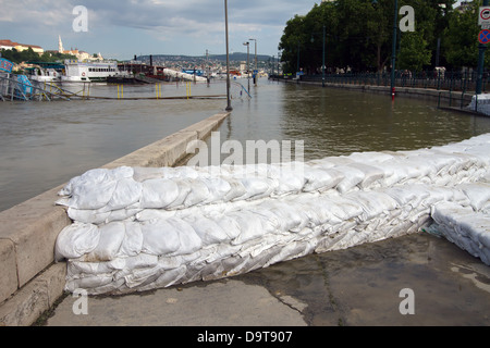 River Danube on its peak level at 891cm / 8.91m / 32.185ft in Budapest Hungary in June 2013. Largest flood in the city of the la Stock Photo