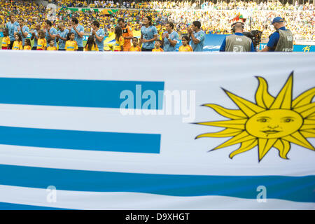 Belo Horizonte, Brazil. Uruguay team group line-up (URU), JUNE 26, 2013 - Football / Soccer : Uruguay players line up behind their national flag before the FIFA Confederations Cup Brazil 2013 Semifinal match between Brazil 2-1 Uruguay at Estadio Mineirao in Belo Horizonte, Brazil. (Photo by Maurizio Borsari/AFLO) Credit:  Aflo Co. Ltd./Alamy Live News Stock Photo