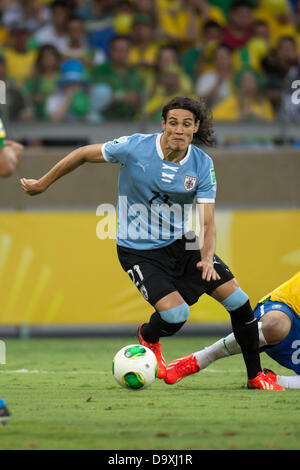 Belo Horizonte, Brazil. Edinson Cavani (URU), JUNE 26, 2013 - Football / Soccer : FIFA Confederations Cup Brazil 2013 Semifinal match between Brazil 2-1 Uruguay at Estadio Mineirao in Belo Horizonte, Brazil. (Photo by Maurizio Borsari/AFLO) Credit:  Aflo Co. Ltd./Alamy Live News Stock Photo