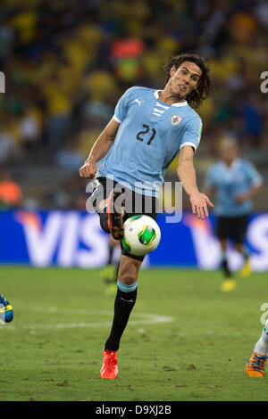 Belo Horizonte, Brazil. Edinson Cavani (URU), JUNE 26, 2013 - Football / Soccer : FIFA Confederations Cup Brazil 2013 Semifinal match between Brazil 2-1 Uruguay at Estadio Mineirao in Belo Horizonte, Brazil. (Photo by Maurizio Borsari/AFLO) Credit:  Aflo Co. Ltd./Alamy Live News Stock Photo