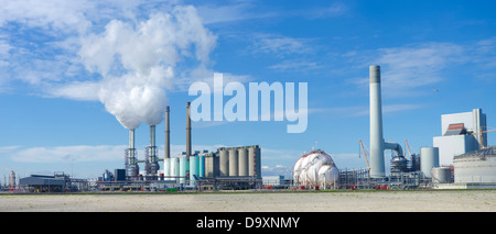 coal-fired power plant on the Maasvlakte, the industrial harbor district of Rotterdam Stock Photo