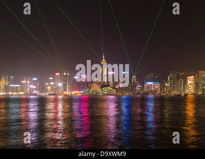 dh Symphony of Lights WANCHAI WATERFRONT HONG KONG HARBOUR Laser Show skyscrapers at night light wan chai Stock Photo