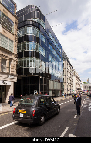 The Daily Express Building on Fleet Street, London, UK Stock Photo - Alamy