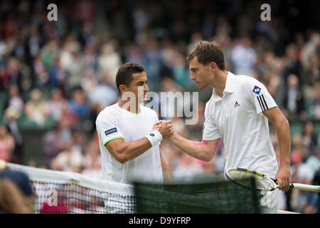 Wimbledon, London, UK. 28th June 2013. The Wimbledon Tennis Championships 2013 held at The All England Lawn Tennis and Croquet Club, London, England, UK.    Jerzy Janowicz  (POL) [24] (pink bandage on right arm) def. Nicolas Almagro  (ESP) [15] Credit:  Duncan Grove/Alamy Live News Stock Photo