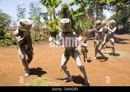 Mud Men performance, Papua New Guinea. Stock Photo