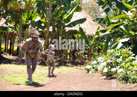 Asaro Mudmen, Geremiaka village, Eastern Highlands Province, Papua New Guinea. Stock Photo