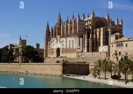 la seu, cathedral of santa maria of palma and bishop's palace, palma de mallorca, mallorca, spain Stock Photo