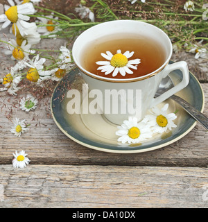 chamomile tea Stock Photo - Alamy