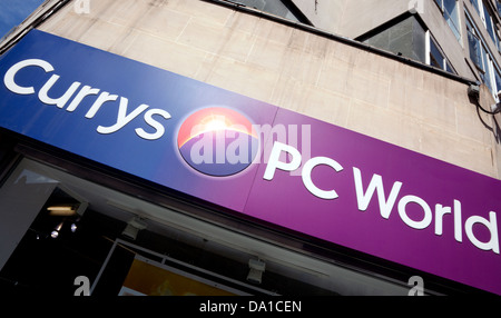 Branch of Currys PC World in Oxford Street, London Stock Photo