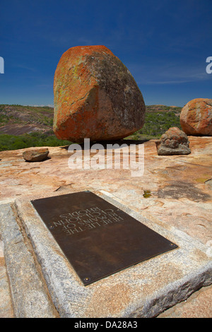 Grave of Cecil Rhodes, atop Malindidzimu, or 'World's View', Matobo National Park, Matobo Hills World Heritage Site, Africa Stock Photo