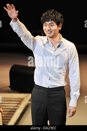 Lee Jin-wook, Jun 30, 2013 : Tokyo, Japan : Korean actor Lee Jin wook attends a fan service event  in Tokyo, Japan, on June 30, 2013. Stock Photo