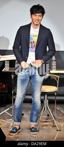 Lee Jin-wook, Jun 30, 2013 : Tokyo, Japan : Korean actor Lee Jin wook attends a fan service event  in Tokyo, Japan, on June 30, 2013. Stock Photo