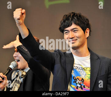 Lee Jin-wook, Jun 30, 2013 : Tokyo, Japan : Korean actor Lee Jin wook attends a fan service event  in Tokyo, Japan, on June 30, 2013. Stock Photo