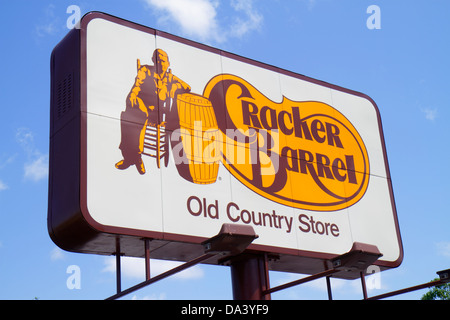 Stuart Florida,Cracker Barrel,restaurant restaurants food dining eating out cafe cafes bistro,old country store,sign,logo,Americana,logo,visitors trav Stock Photo