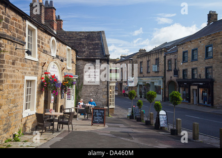 Shops in Bakewell - Peak District Stock Photo - Alamy