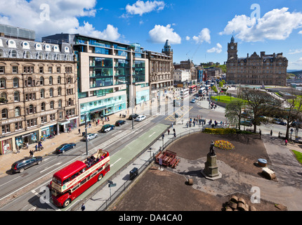 View of busy traffic on Princes street looking towards Calton Hill Edinburgh city centre Edinburgh Midlothian Scotland UK GB Stock Photo