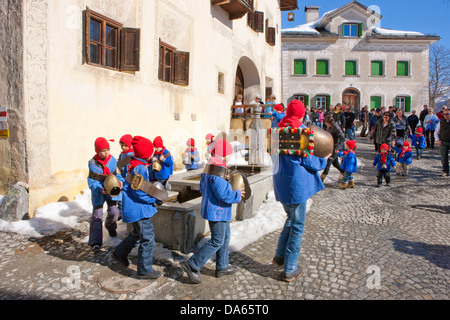 Chalandamarz, custom, Guarda, Unterengadin, tradition, folklore, national costumes, child, children, national costumes, national Stock Photo