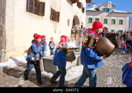 Chalandamarz, custom, Guarda, Unterengadin, tradition, folklore, national costumes, child, children, national costumes, national Stock Photo