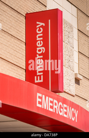 WASHINGTON, DC, USA - The George Washington University Hospital emergency room entrance and sign. Stock Photo