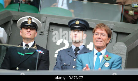 Wimbledon, London, UK. 02nd July, 2013. Day Eight of the The Wimbledon Tennis Championships 2013 held at The All England Lawn Tennis and Croquet Club, London, England, UK.Sir Cliff Richard watching the game between Agnieszka Radwanska ( POL) against Na Li(CHN ) © Action Plus Sports/Alamy Live News Stock Photo