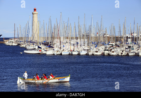 Day maritime traditions of the Port of Sete, race boats of the association ' Cettarames ' in the port, France Stock Photo