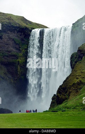 Skógarfoss on the south coast is one of Iceland's many dramatic waterfalls Stock Photo