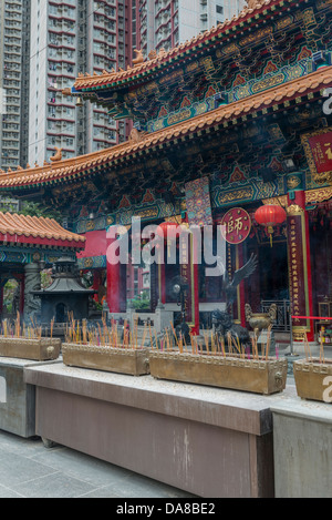 Main Altar in Wong Tai Sin Temple, Kowloon, Hong Kong Stock Photo