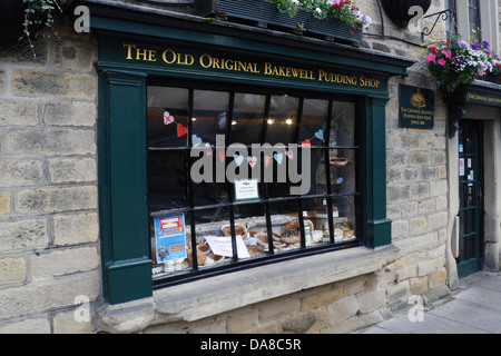The old original Bakewell pudding shop, Derbyshire England. Tourist attraction food outlet Stock Photo