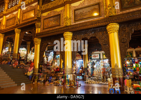 Asia, Myanmar, Burma, Yangon, Rangoon, Shwedagon, Shwe dagon, Shwedagon Pagoda, Pagoda, Pagodas, Buddhism, Buddhist, Shops, Shop Stock Photo