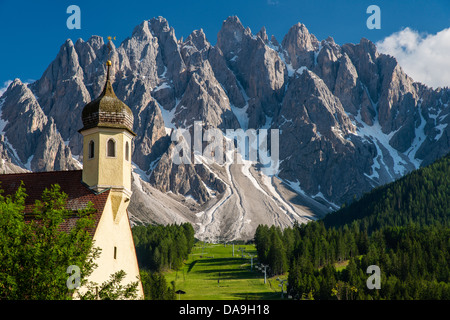 Croda dei Baranci or Birkenkofel, Dolomites, San Candido Innichen, Alto Adige or South Tyrol, Italy Stock Photo