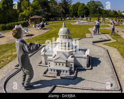 PARIS, France, Children Playing Miniature Golf Course in, 'Bois de Vincennes' (Model of 'Invalides Museum') family sports boys, summer holidays fun Stock Photo