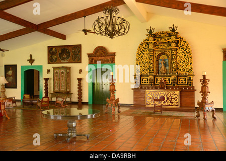 Central America, Nicaragua, Leon, colonial, city, hotel, el convento, interior Stock Photo