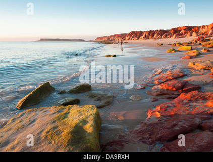 Sunset on the sandstone cliffs of Western Beach at Cape Leveque, Dampier Peninsular, Kimberley, Western Australia Stock Photo