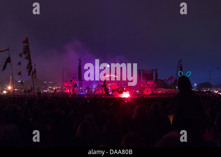 The record crowd watching the Rolling stones perform on the Pyramid Stage, Glastonbury Festival 2013 Stock Photo