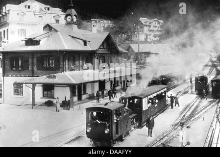 Switzerland, Europe, canton Bern, Bernese Oberland, Wengen, railway station, steam road, historical, black and white, 1930, Thir Stock Photo