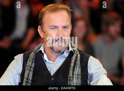US actor Kevin Coster speaks as guest of the talk show 'Markus Lanz' in Hamburg, Germany, 20 September 2011. Coster thereby presented his new country-rock album 'From Where I Stand'. Photo: Angelika Warmuth Stock Photo