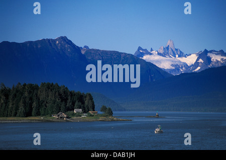 Passage, Petersburg, Alaska, USA, lake, mountains, mountain, forest, island, boat, fishing Stock Photo