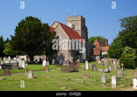 St Mary's Church in village of Great Chart Stock Photo