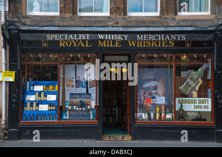 Whisky shop Royal Mile old town Edinburgh Scotland Britain UK Europe Stock Photo