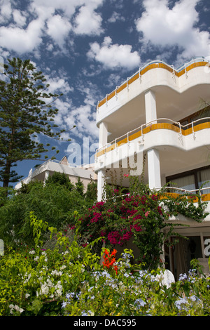 Holiday apartments at the beautiful Puerto Pollensa (Port de Pollenca) in Northern Mallorca Majorca, Spain Stock Photo