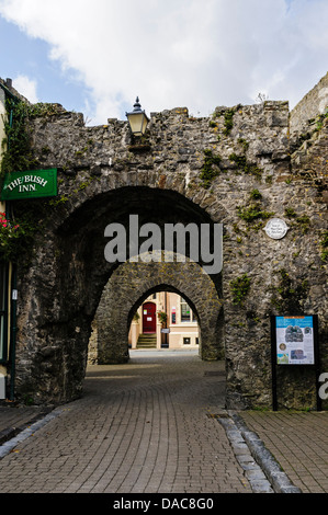 The old five arches barbican gatehouse built on the site of the thirteenth century West Gate to allow access into Tenby Stock Photo