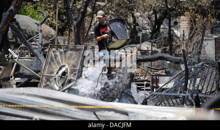 Yarnell AZ.  July 10,2013. USA. Today the city of Yarnell AZ open to resident to go back to their homes start the recovery and for visitors Wednesday July 10th,  after the Yarnell fire destroyed and damage over 150 homes and killed 19 hot-shot firefighters. Photo by Gene Blevins/LA DailyNews/ZumaPress (Credit Image: © Gene Blevins/ZUMAPRESS.com) Stock Photo